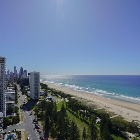 Air On Broadbeach-Stunning Ocean Views โกลด์โคสต์ ภายนอก รูปภาพ